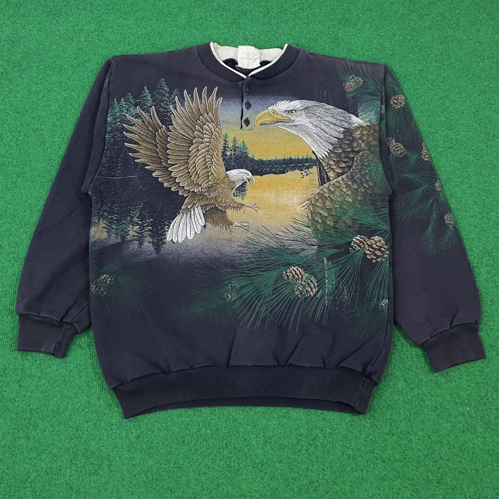 Vintage Vintage Eagle Art Design Button Sweatshirt Size US M / EU 48-50 / 2 - 1 Thumbnail