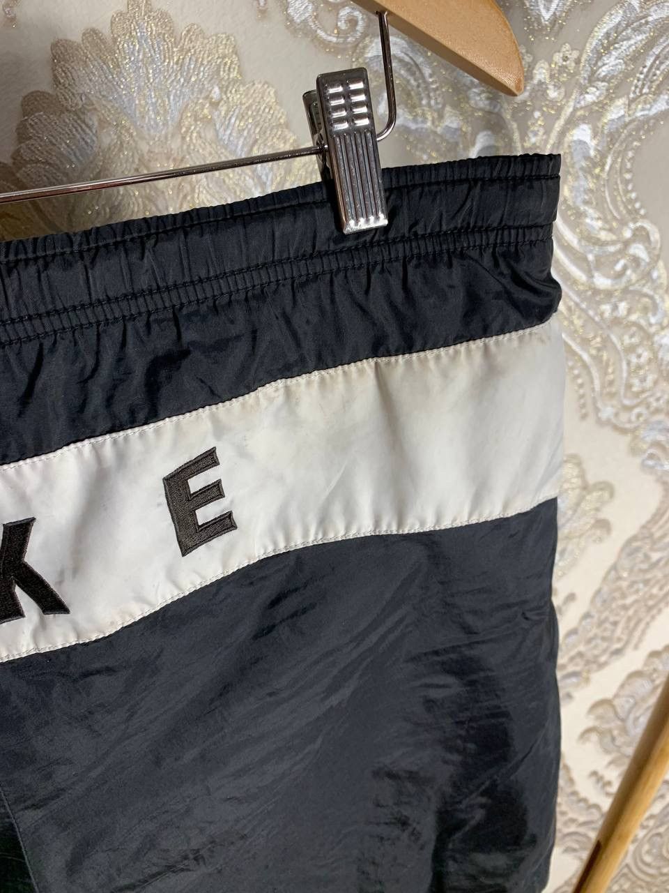 Nike × Vintage VERY RARE NIKE RETRO NYLON SHORTS BIG LOGO DRILL Y2K 90s SK8 Size US 34 / EU 50 - 7 Thumbnail