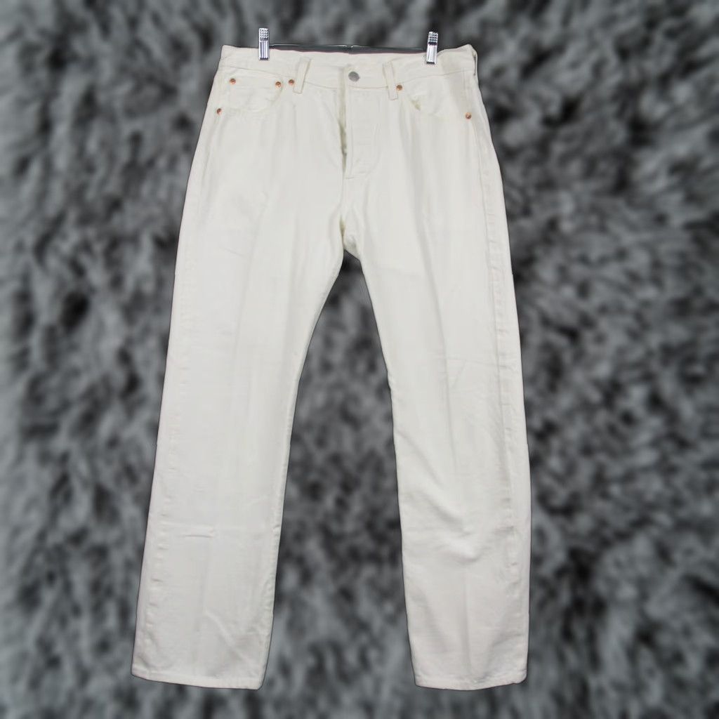 Levi's VINTAGE Levi's 501 Jeans BIG E Mens 34x30 White Selvedge BIG E - 501 Series, Regular, Straight, 5-Pocket, Button Fly, Cotton Denim, White Size US 34 / EU 50 - 1 Thumbnail