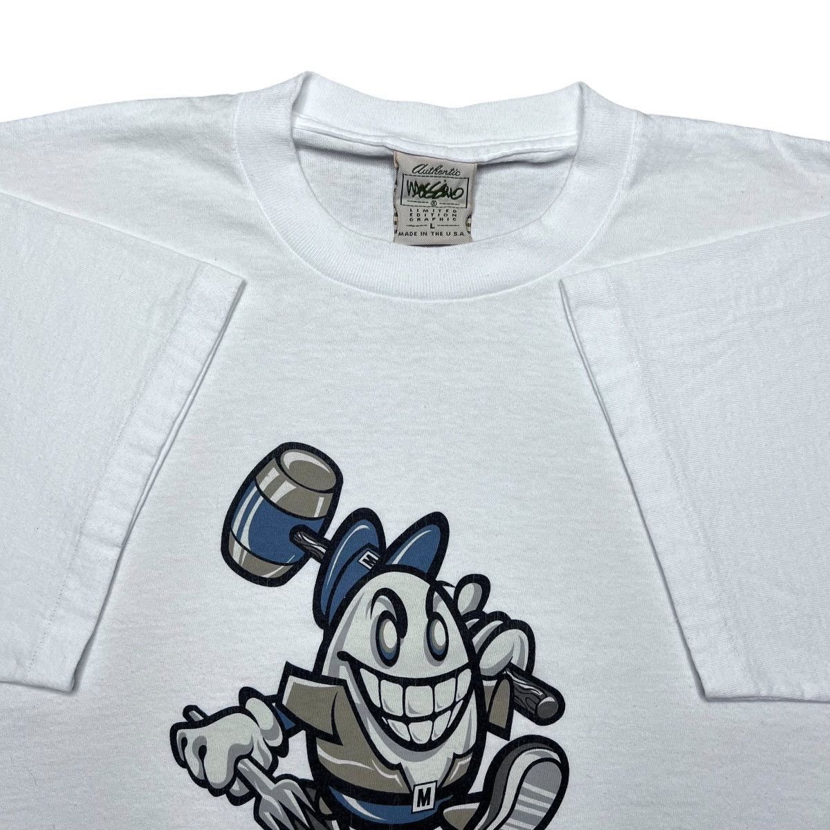 Mossimo × Vintage Vintage 90s Mossimo Bustin Down Walls Character Graphic Tee Size US L / EU 52-54 / 3 - 3 Thumbnail