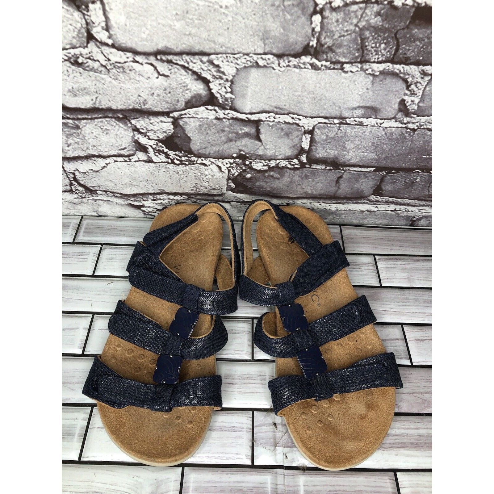 Other Vionic Amber Blue Denim Adjustable Strap Casual Sandals Wome Size US 8 / IT 38 - 14 Thumbnail