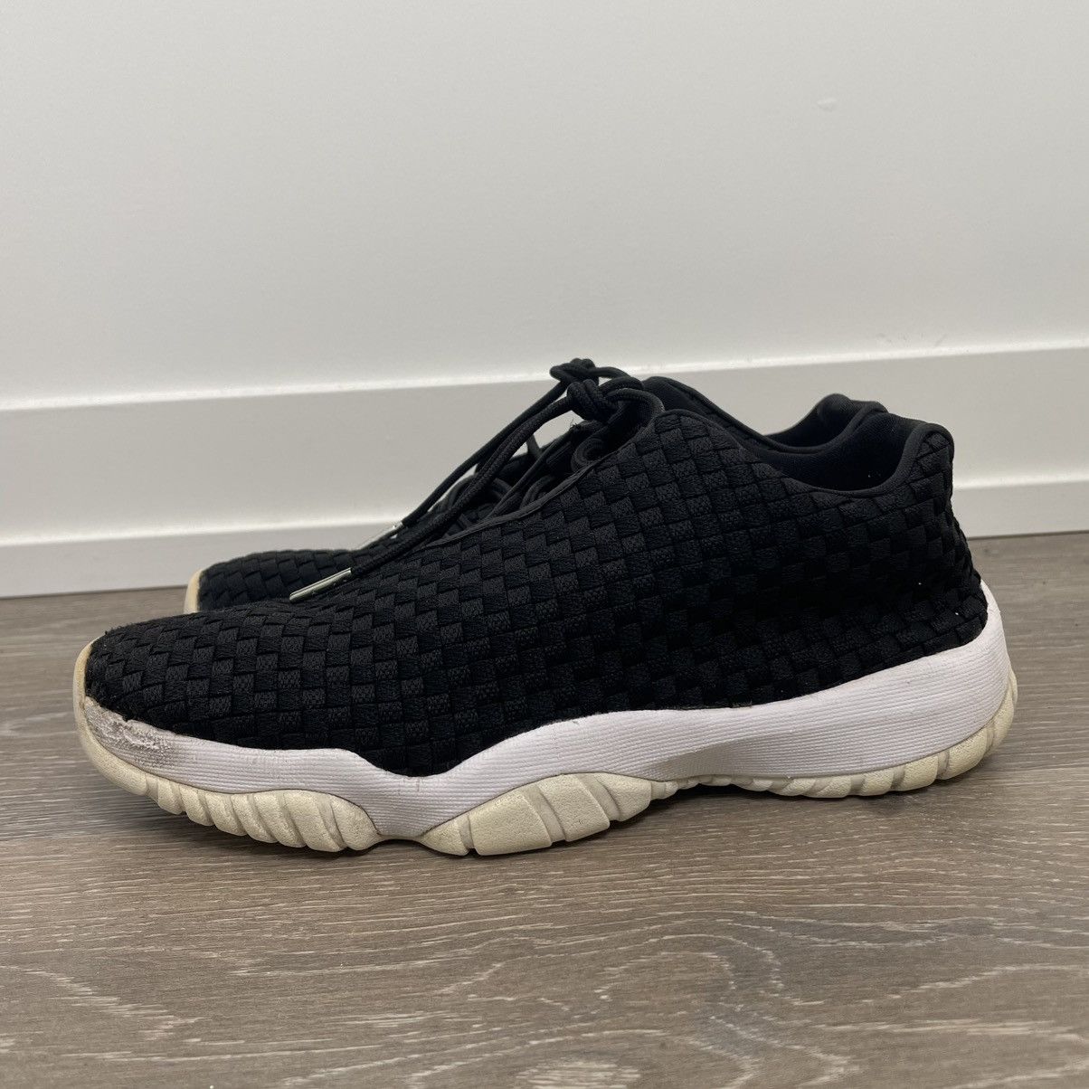 Jordan Brand Nike Air Jordan 11 Future Low Black/White 9.5 US Mens Size US 9.5 / EU 42-43 - 2 Thumbnail