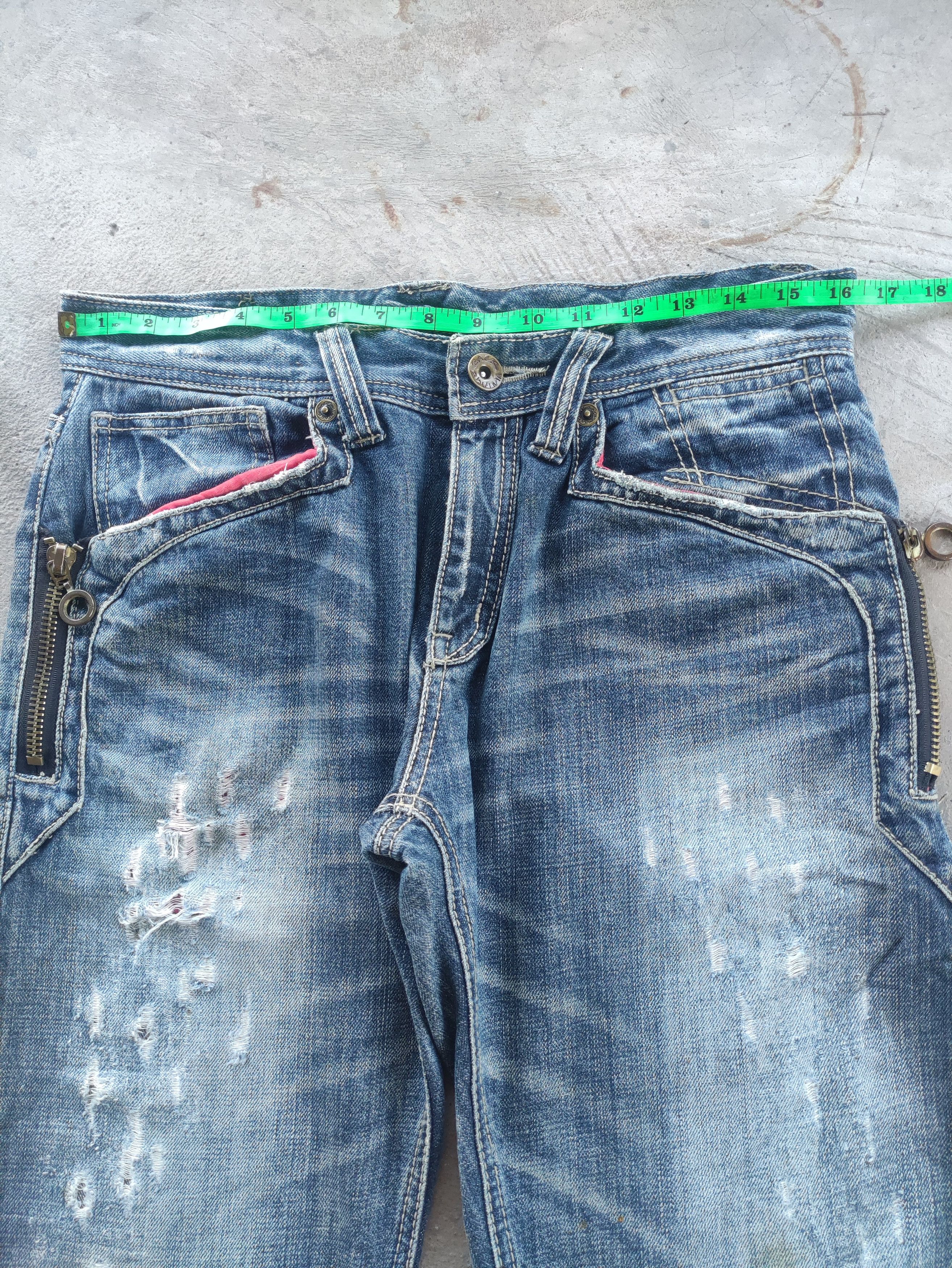 Japanese Brand Vintage Japanese Jean Distressed Faded Denim Size US 33 - 7 Thumbnail