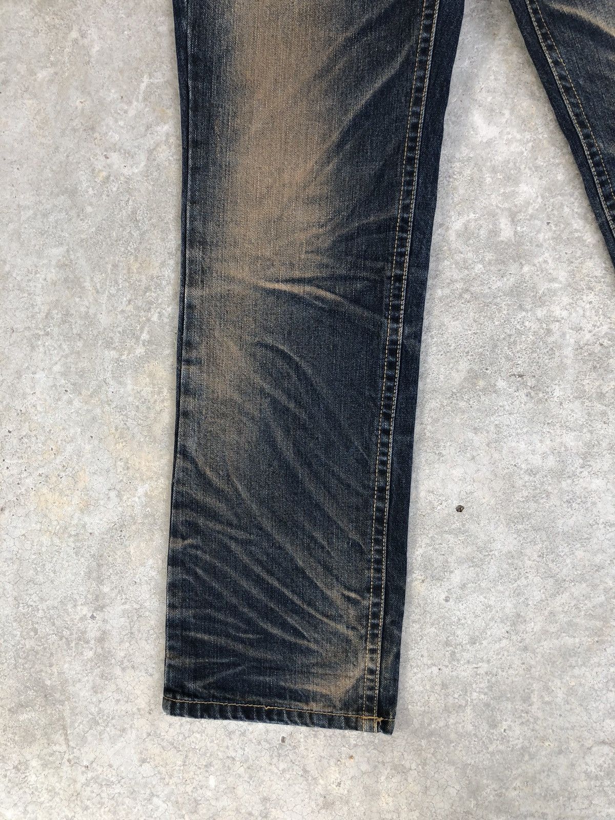 Japanese Brand Rare Yoshitomo Nara Lolita Dog Distressed Jeans Size US 34 / EU 50 - 7 Thumbnail