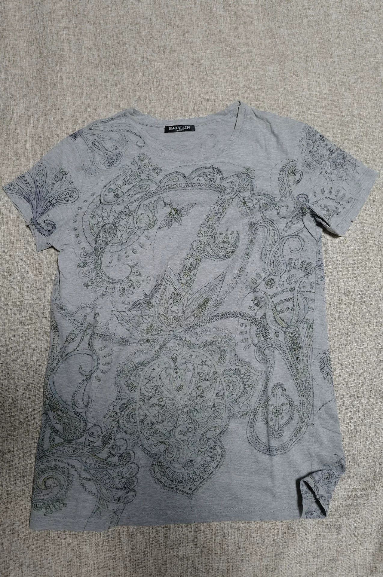 Balmain Balmain Gray Hand-painted Paisley Distressed T-shirt Size US S / EU 44-46 / 1 - 1 Thumbnail