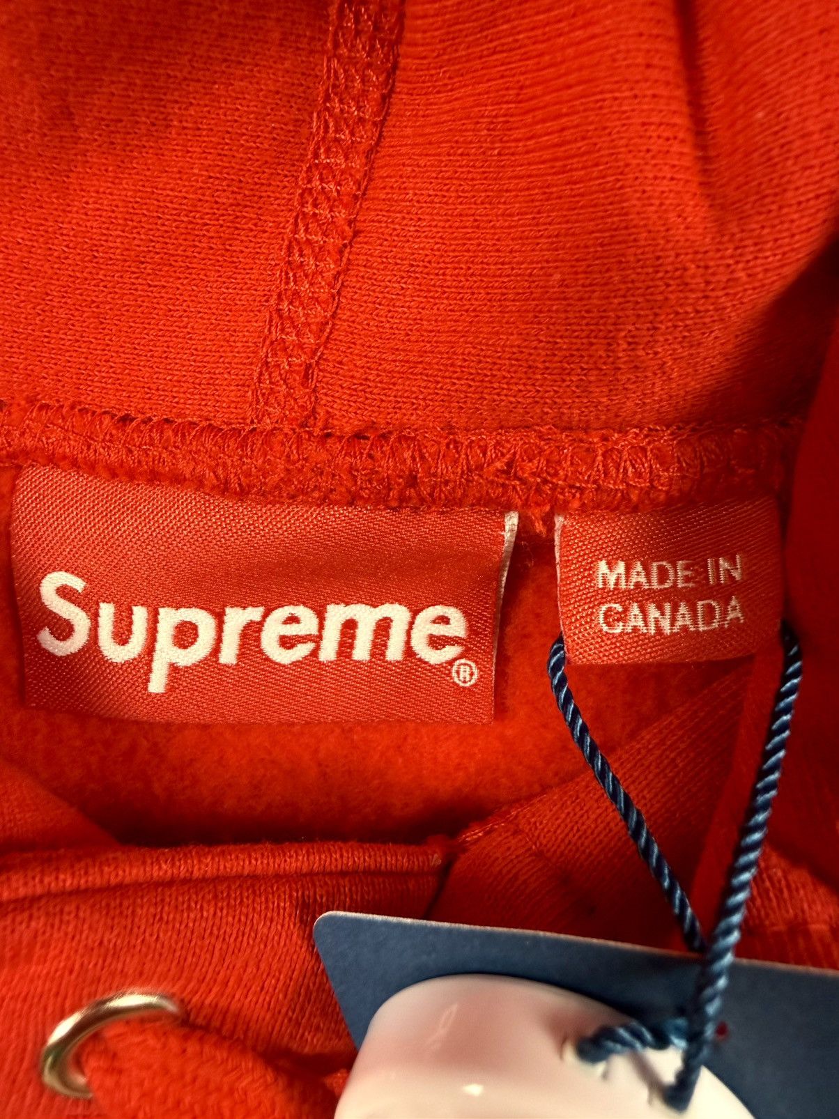 Supreme DEADSTOCK FW16 BOGO Hoodie, Red, Medium, NWT Size US M / EU 48-50 / 2 - 7 Thumbnail