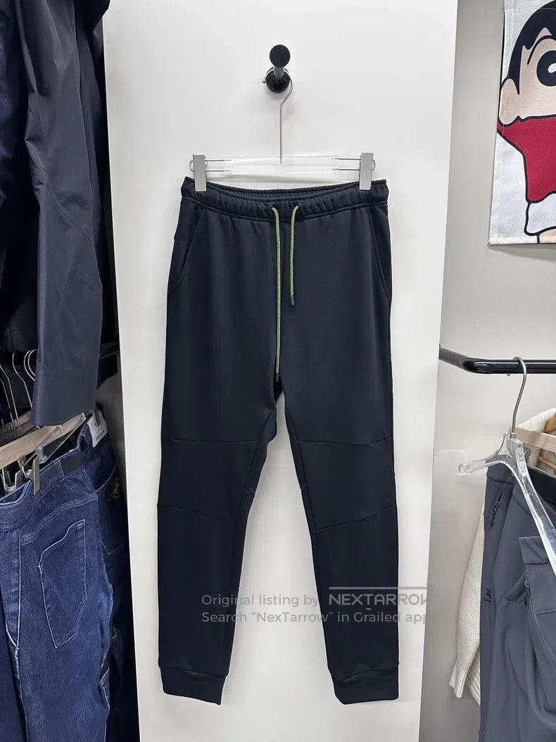 Fendi Fendi Little Devil Triangle Logo Casual Pants Size US 30 / EU 46 - 1 Thumbnail