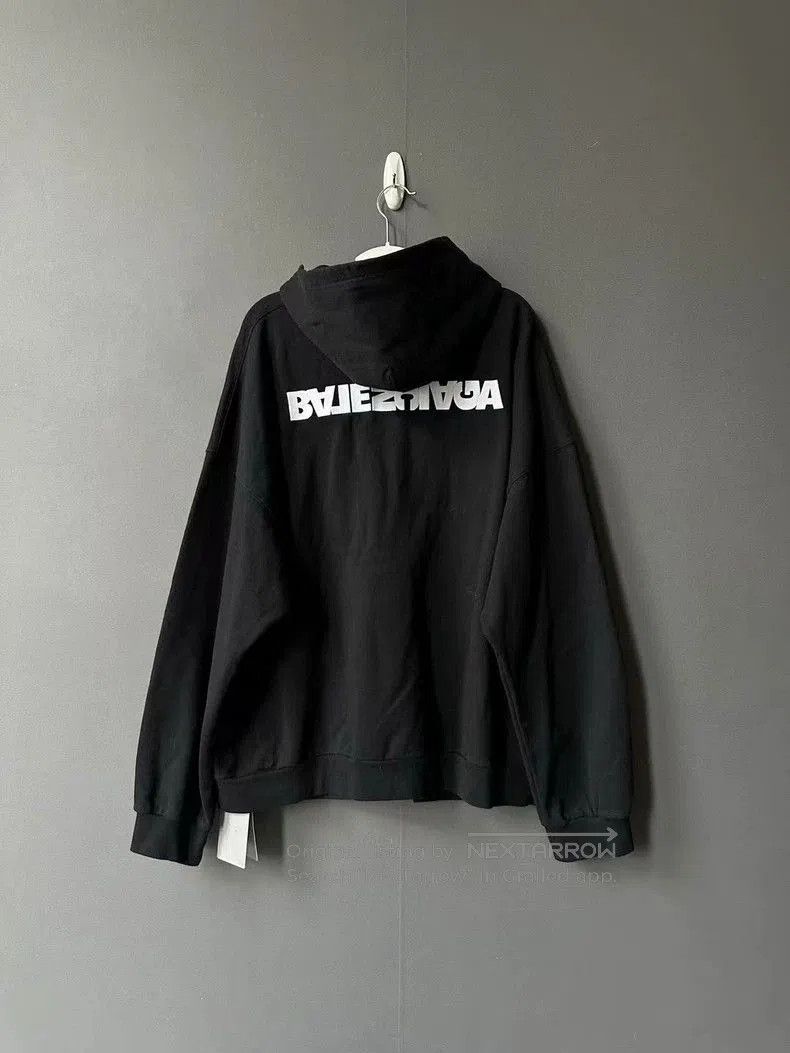 Balenciaga balenciaga reverse embroidered zipper hoodie. Size US L / EU 52-54 / 3 - 2 Thumbnail