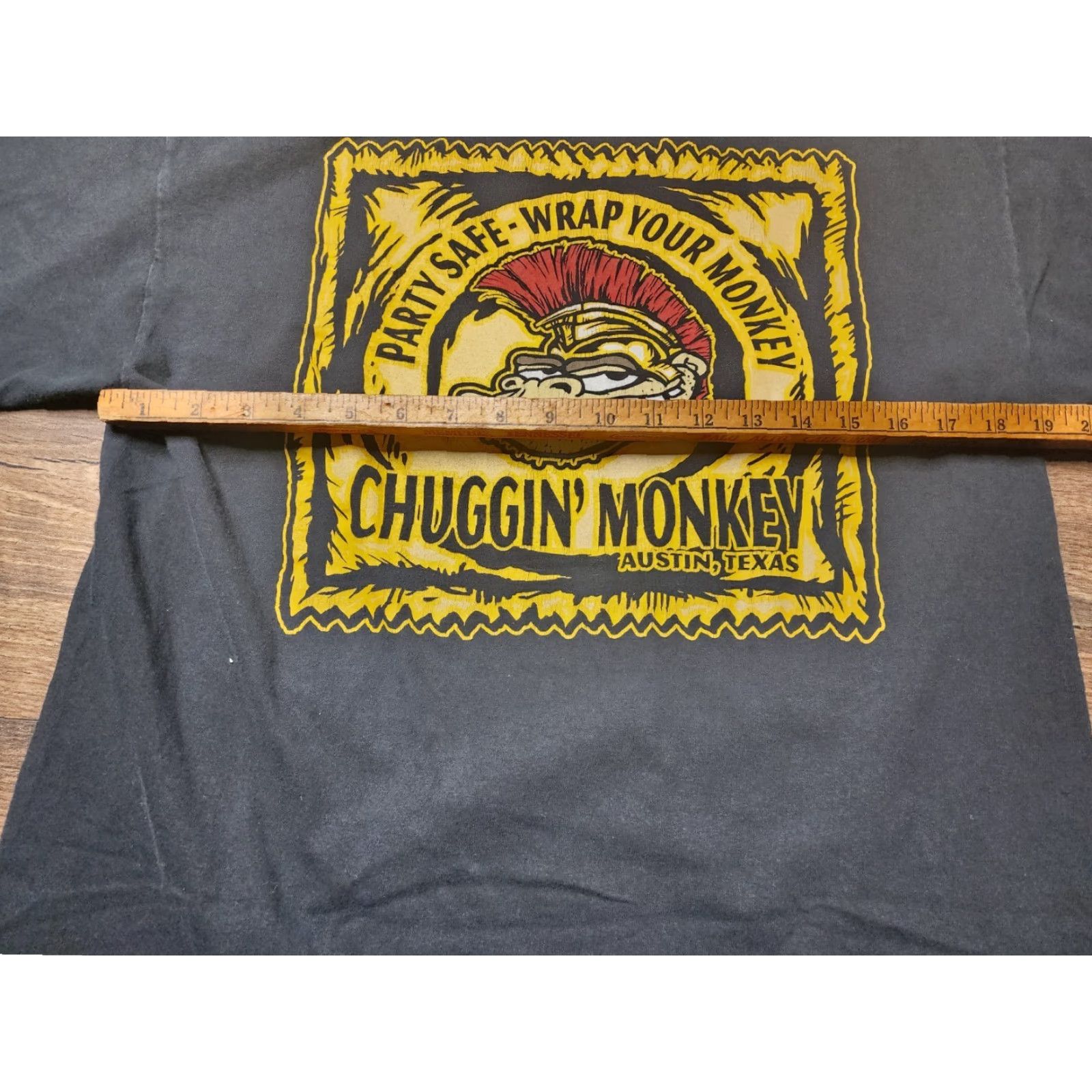 Gildan Gildan Men’s Large Black Chuggin Monkey T-Shirt Double-Sided Funny Party Size US L / EU 52-54 / 3 - 3 Thumbnail