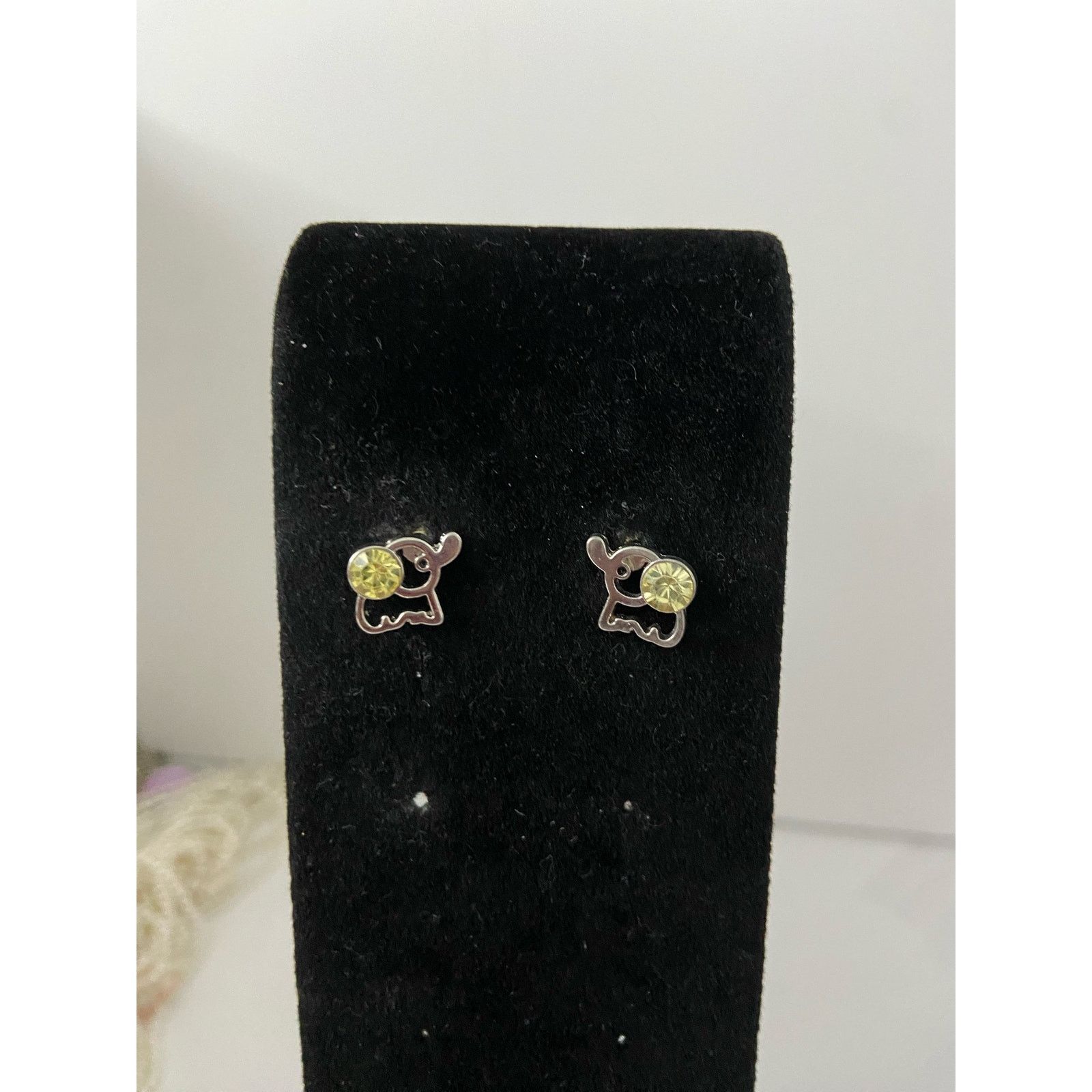 Other elephant stud earrings silver tone Size ONE SIZE - 1 Thumbnail