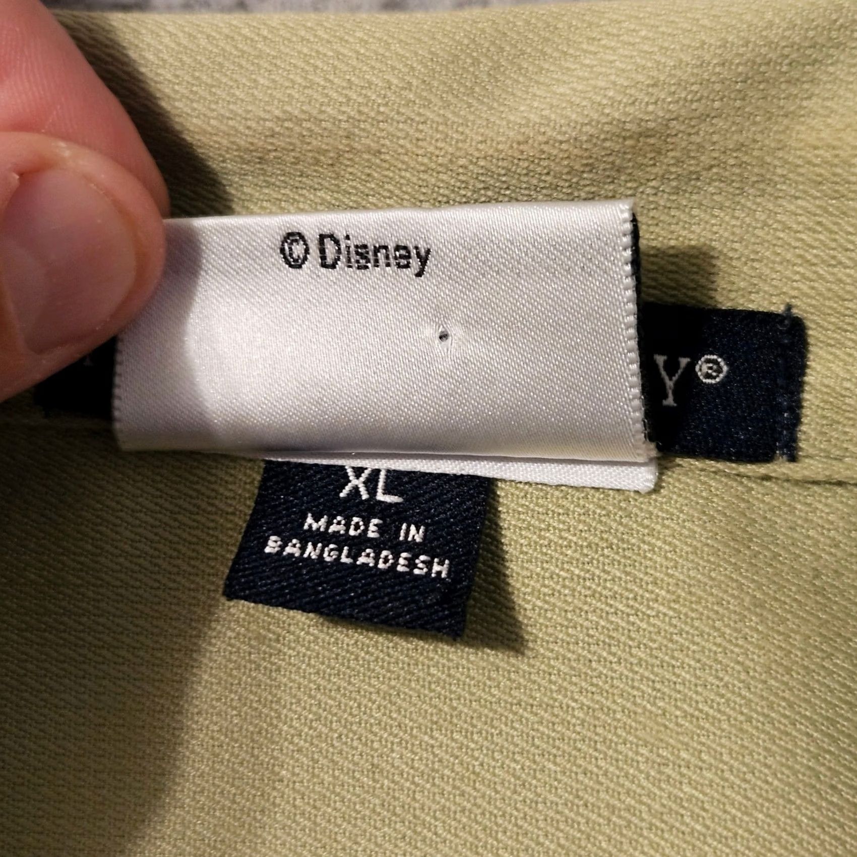 Disney Disney Parks Cast Member Disney Transport Employee Camp Shirt Size XL Green Mens Size US XL / EU 56 / 4 - 5 Thumbnail