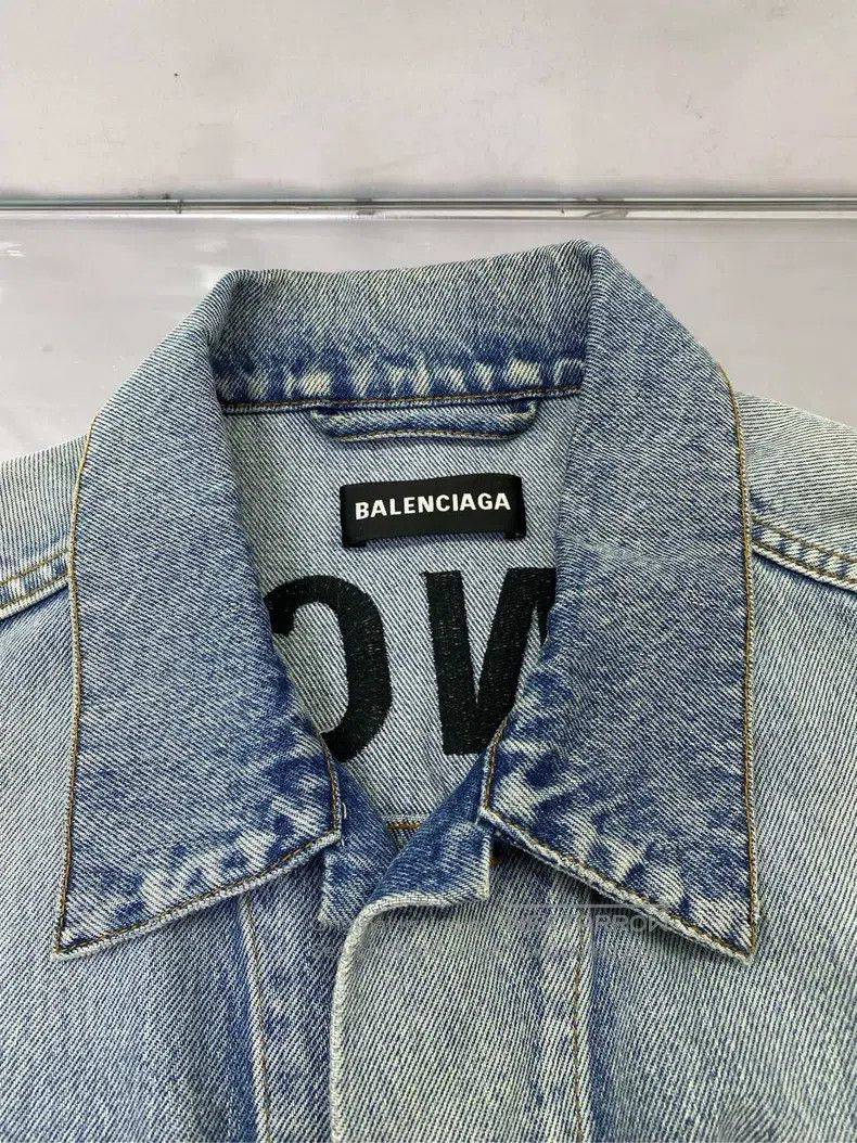 Balenciaga Balenciaga Denim jacket with back logo embroidery Size US S / EU 44-46 / 1 - 3 Thumbnail