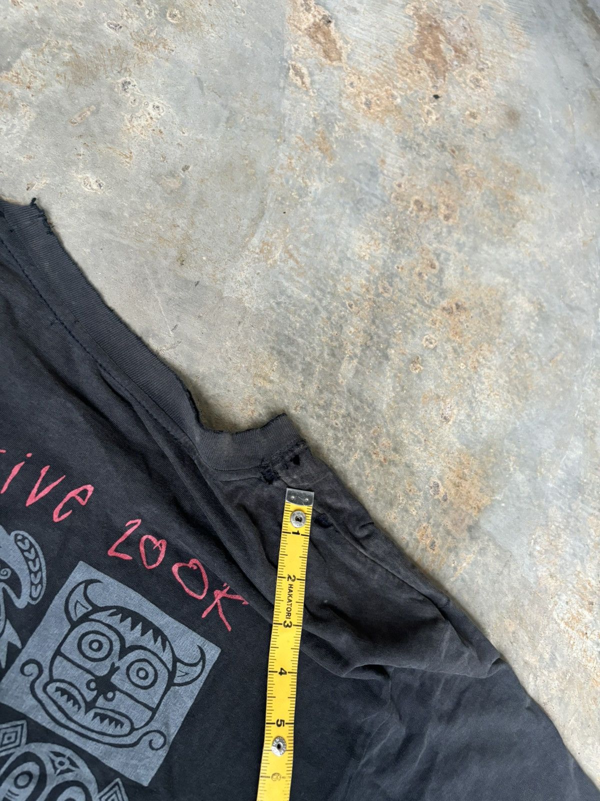 Vintage vintage Primitiv Look Rock Art Tshirt Size US L / EU 52-54 / 3 - 15 Thumbnail