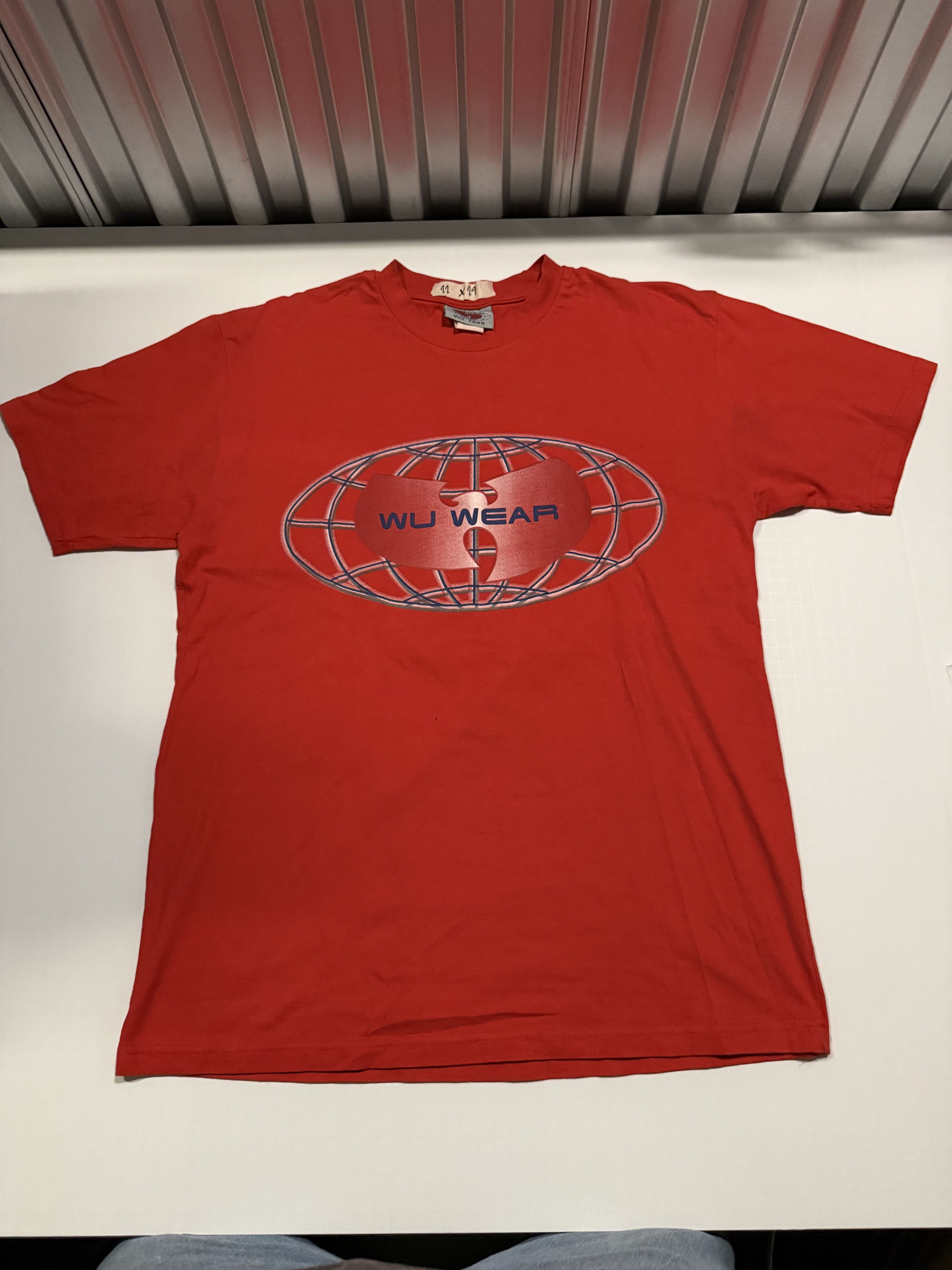 Other Vintage Wu Wear Globe Logo Tee — Red Made in Korea (1990s) Size US XL / EU 56 / 4 - 1 Thumbnail