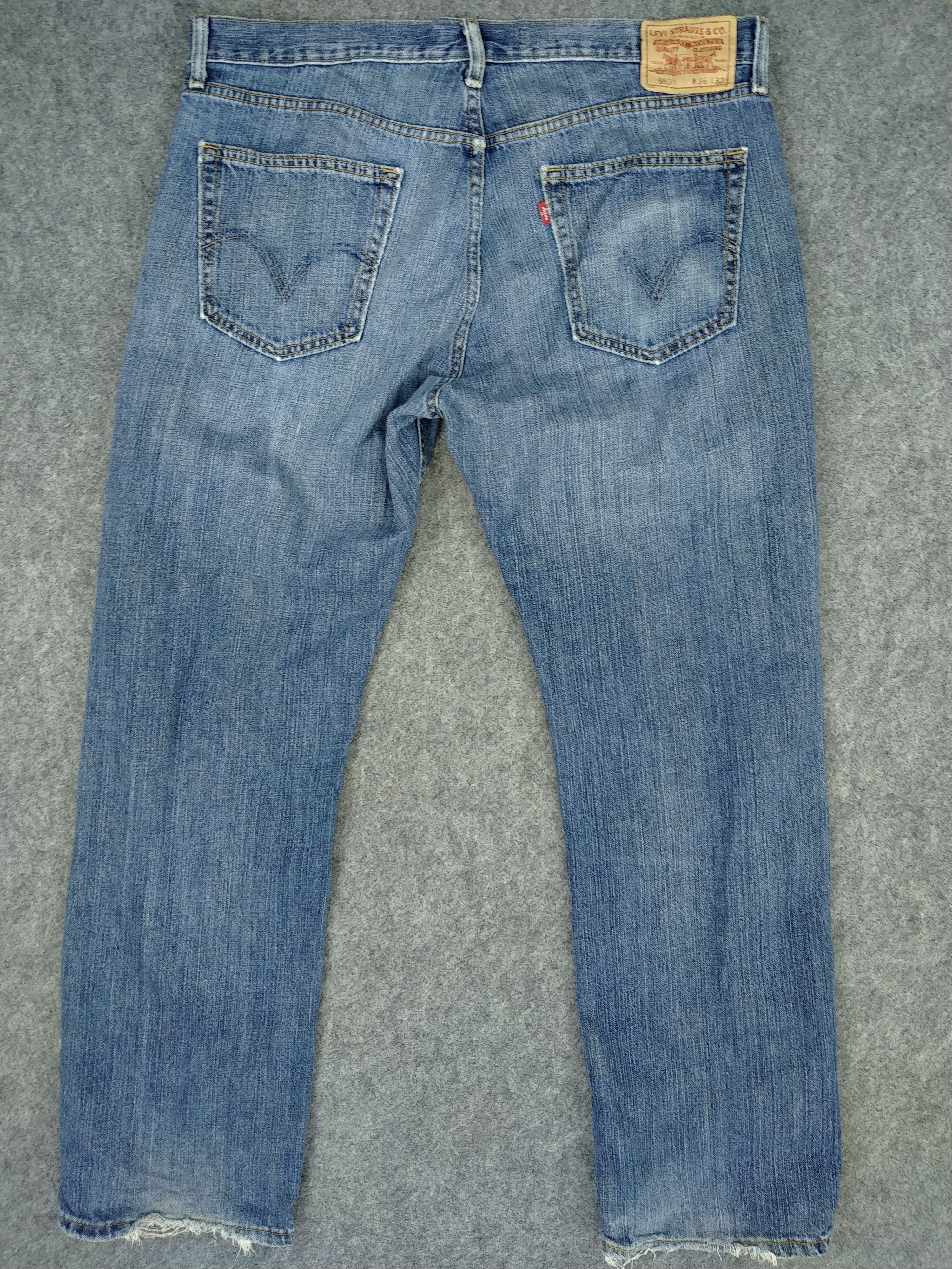 Levi's Distressed Vintage Levi's 559 Relaxed 39x32 Denim -JN327 Size US 39 - 2 Thumbnail