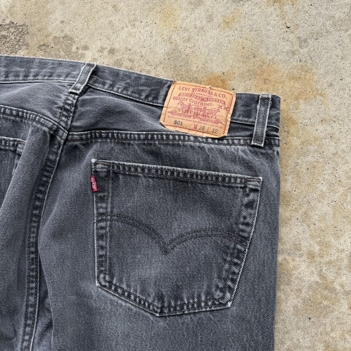 Levi's Levi's 501 Faded Black Thrashed Denim Jeans ERD Grunge Size US 36 / EU 52 - 12 Thumbnail