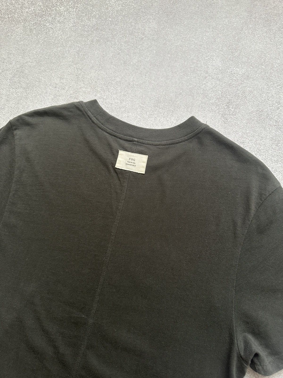 FOG × Fear of God Fear Of God FOG Elongated T-Shirt Size US S / EU 44-46 / 1 - 10 Thumbnail