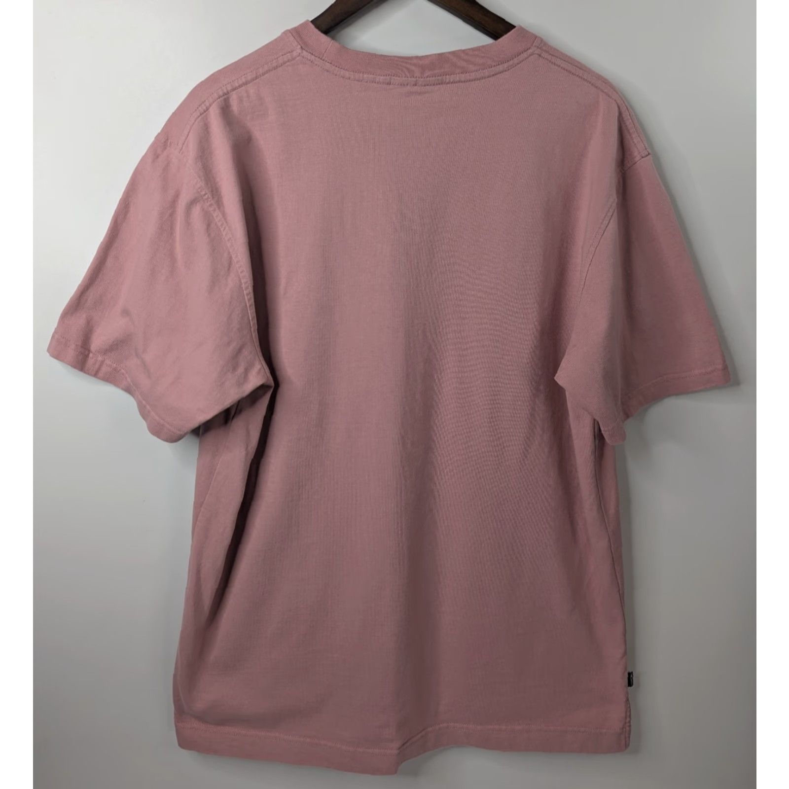 The Hundreds The Hundreds Pink Rhinestone Logo Crewneck Shirt XL Men Short Sleeve Crew Neck Tee Size US XL / EU 56 / 4 - 4 Thumbnail