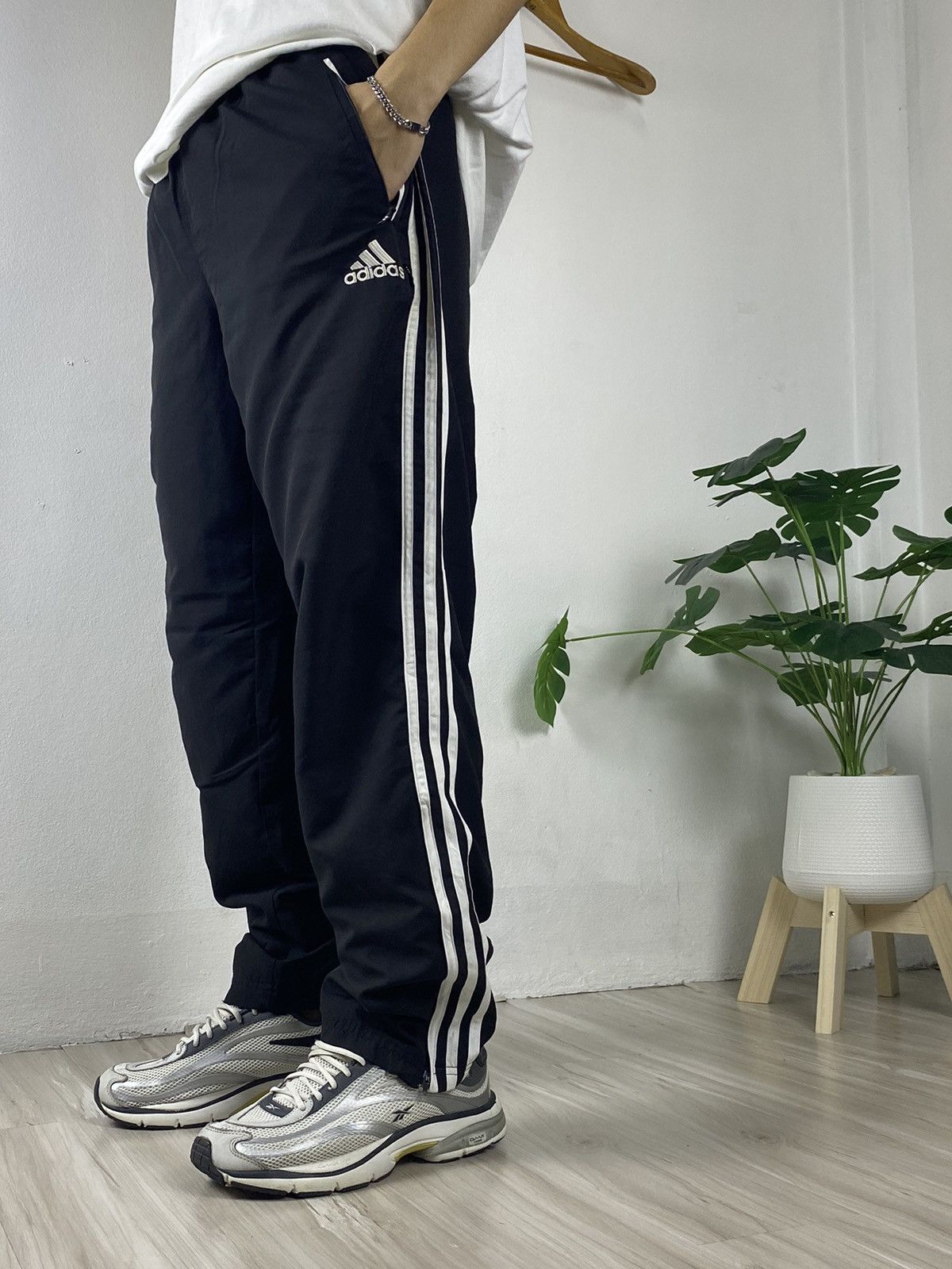 Adidas × Vintage Adidas Nylon Y2K Vintage Track Pants Drill Track Size US 32 / EU 48 - 1 Thumbnail