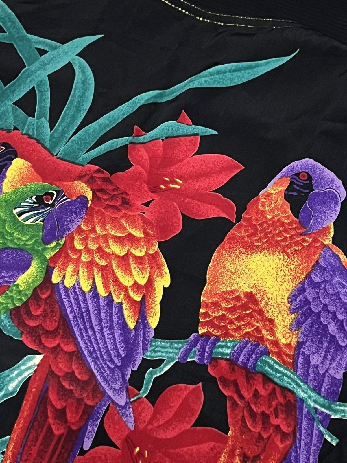 Japanese Brand 🔥HOT DROPS🔥 Vintage Japanese Brands Parrot Vest Nice Art Size US M / EU 48-50 / 2 - 7 Thumbnail