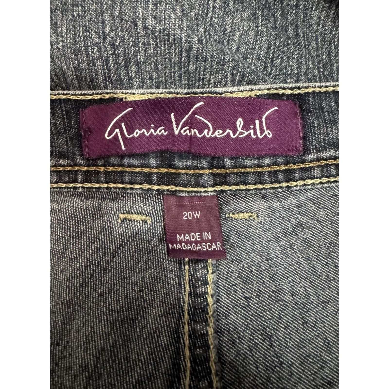 Gloria Vanderbilt Gloria Vanderbilt Jeans Women 20W Plus Size Dark Wash Denim Straight 40x27 Blue 40 in. Regular Mens Womens Boys Girls Size 27" / US 4 / IT 40 - 3 Thumbnail