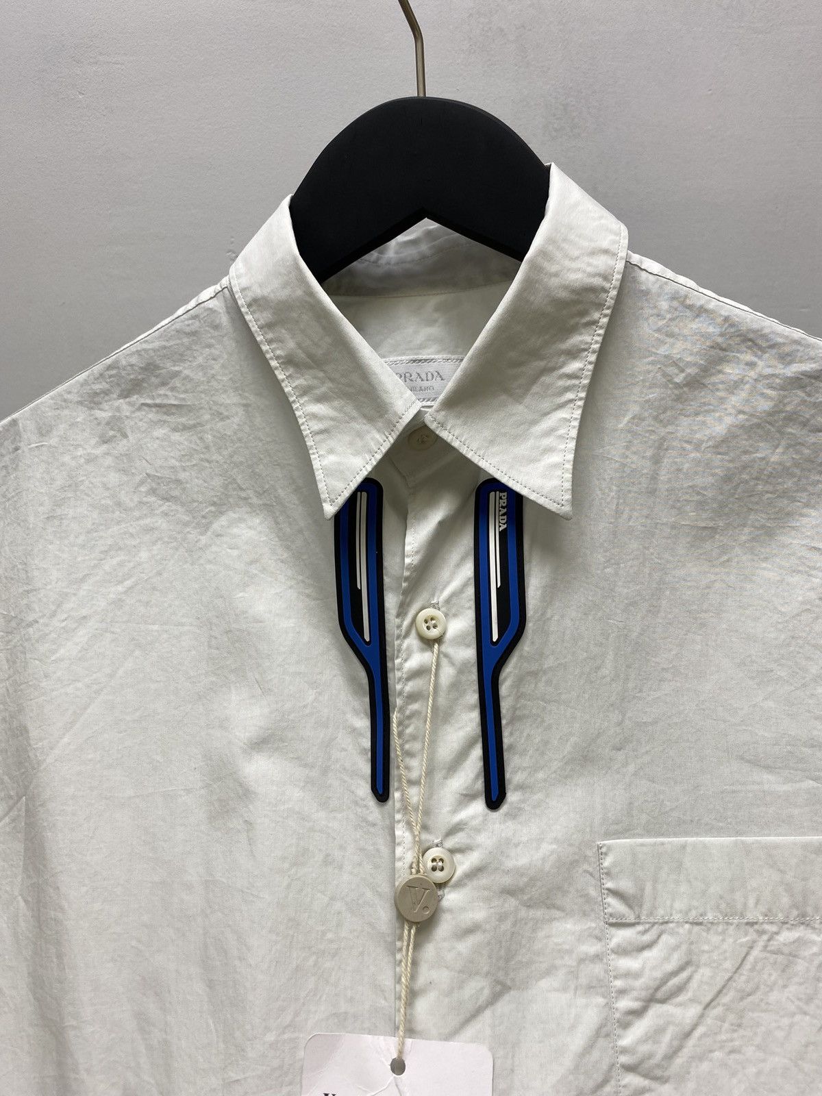 Prada Prada Logo Short Sleeve Shirt Size 39 Size US M / EU 48-50 / 2 - 4 Thumbnail