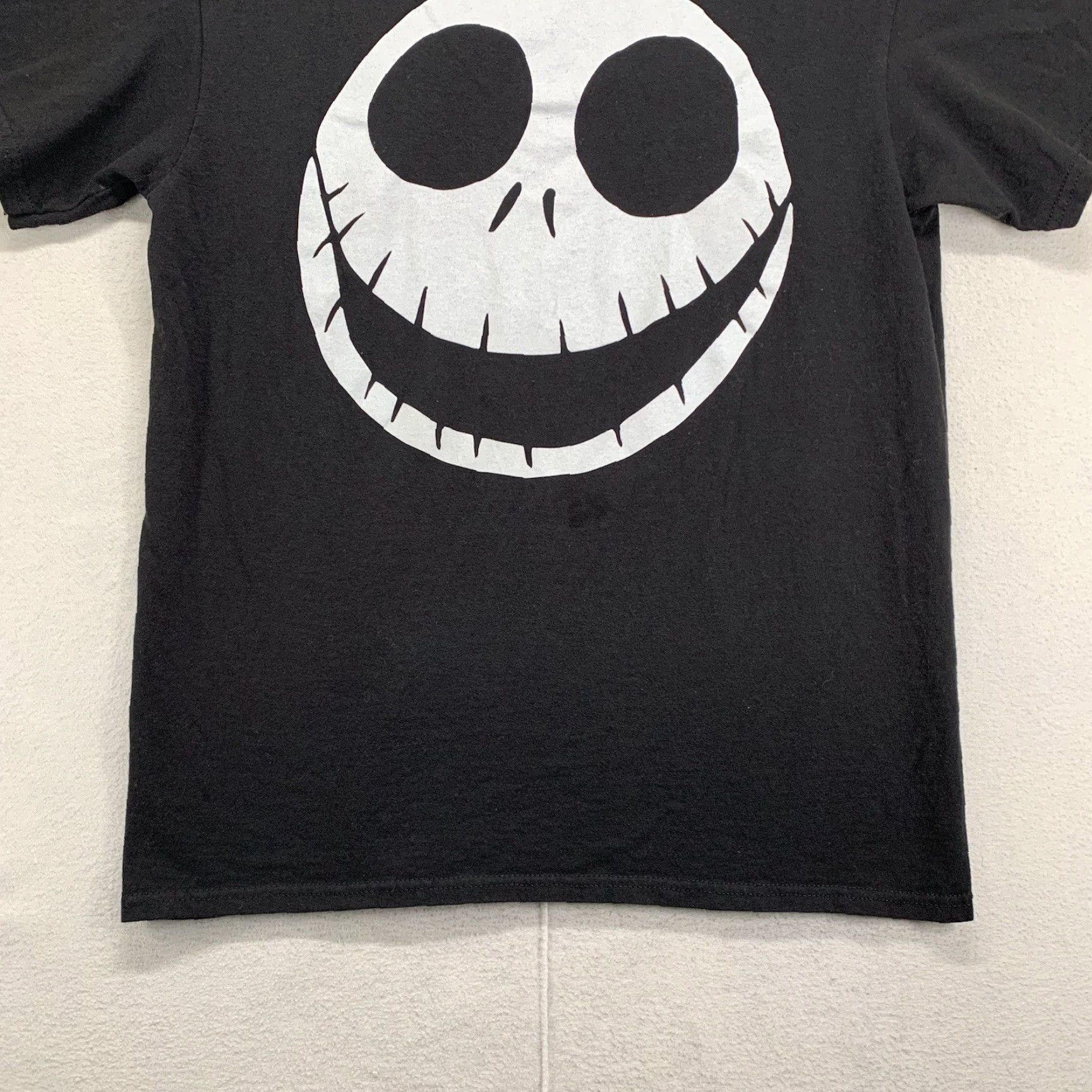Disney Disney Jack Skellington Shirt Men's Small Black Short Sleeve Graphic Tee Y2K Halloween Size US S / EU 44-46 / 1 - 7 Thumbnail