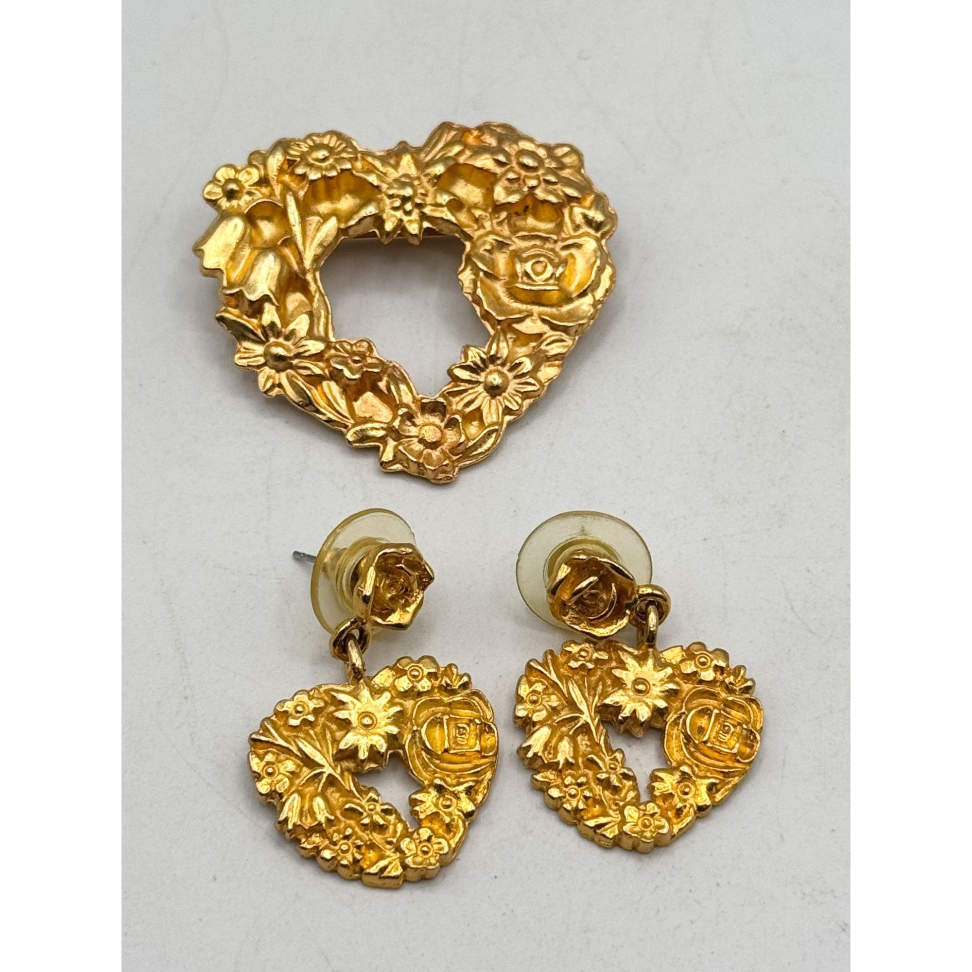 Vintage Vintage gold flower heart brooch pin & dangle earrings jewel Size ONE SIZE - 2 Thumbnail