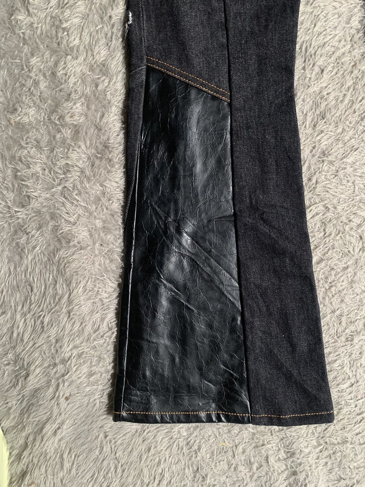 Designer × Japanese Brand × Sonia Rykiel Sonia Rykiel Hybrid Leather Distreesed Flare Denim Pant Size 27" / US 4 / IT 40 - 13 Thumbnail