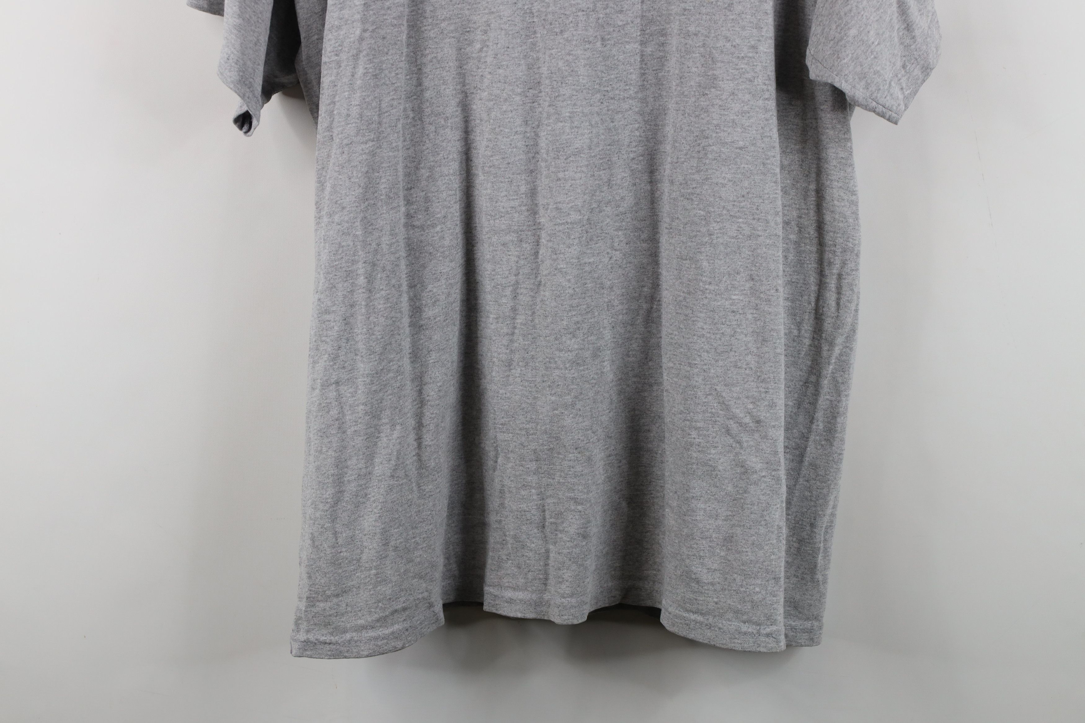 Vintage Vintage Y2K 2000 Spell Out Walt Disney World T-Shirt Gray Size US XL / EU 56 / 4 - 11 Thumbnail