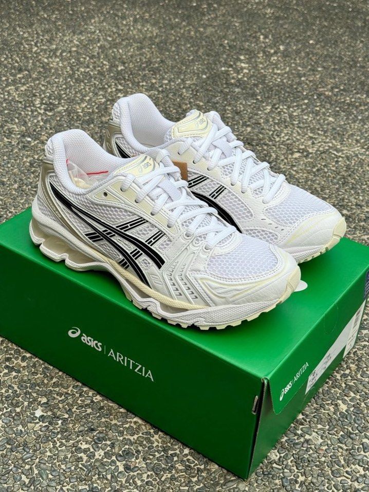 Aritzia × Asics ASICS Gel-Kayano 14 Aritzia White Black Size US 7 / IT 37 - 2 Thumbnail
