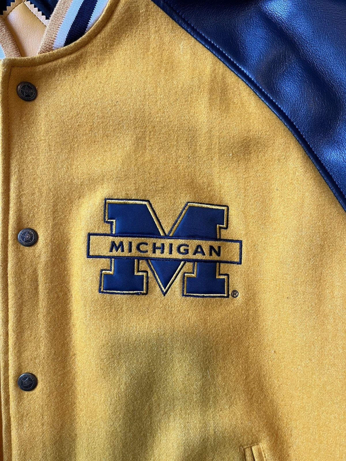 Steve And Barrys Throwback Michigan University Logo Varsity Jacket Size US M / EU 48-50 / 2 - 2 Thumbnail