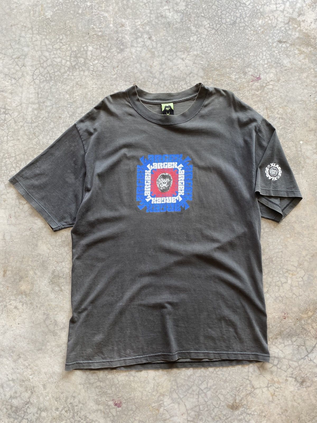 X-LARGE Vintage 99 Xlarge screaming gorilla tee Size US XL / EU 56 / 4 - 1 Thumbnail