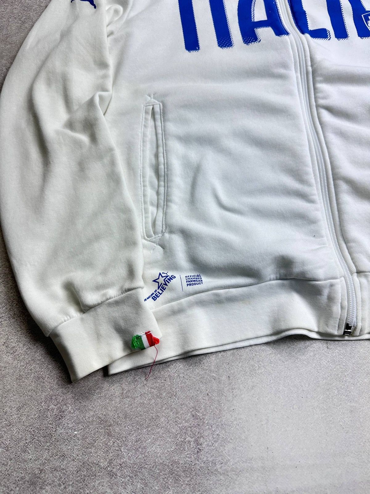 Puma Vintage Puma Italia Spellout Olympic Jacket L Size US L / EU 52-54 / 3 - 3 Thumbnail