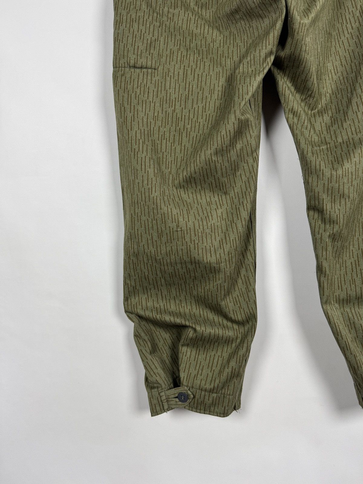 Vintage Vintage Military Camo Pants Army Cargo Trousers Size 52 Size US 38 / EU 54 - 12 Thumbnail