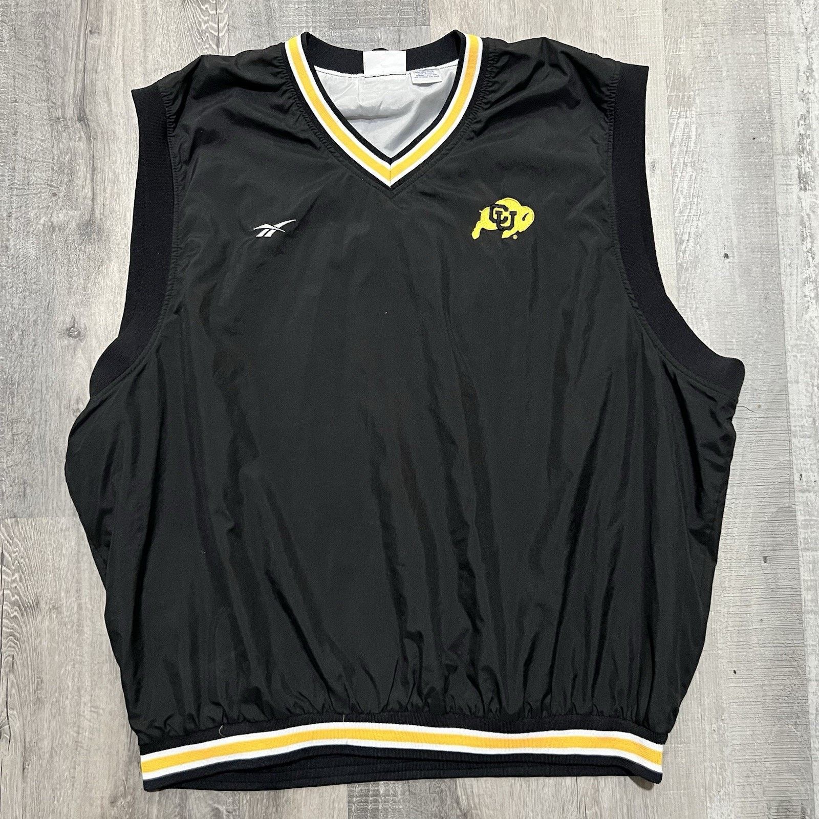 Reebok VTG University Of Colorado CU Buffs Reebok Sleeveless Vest Size US XXL / EU 58 / 5 - 1 Thumbnail