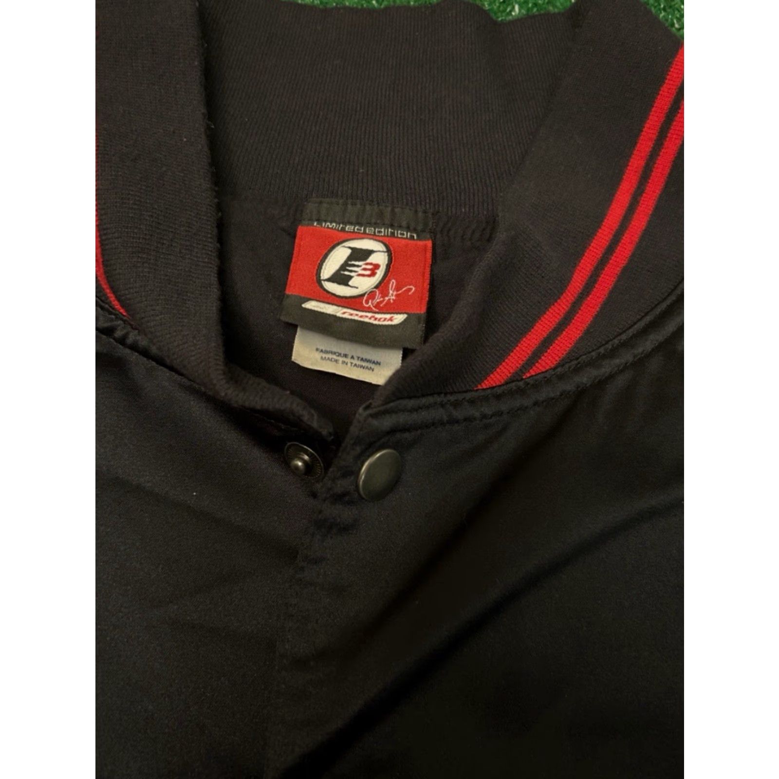 Reebok VINTAGE Reebok Allen Iverson Limited Edition VTG Satin Jacket Mens 2XL Black Bomber 90s Sports Hip Hop Rare Size US XXL / EU 58 / 5 - 3 Thumbnail