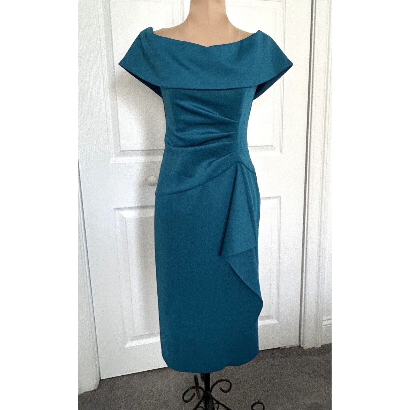 white dress midi lace ROSEE de MATIN HALTER NECK IN flare silhouette from its Girls Dress Size:1 — S Heavenly Hues Emerald Green
