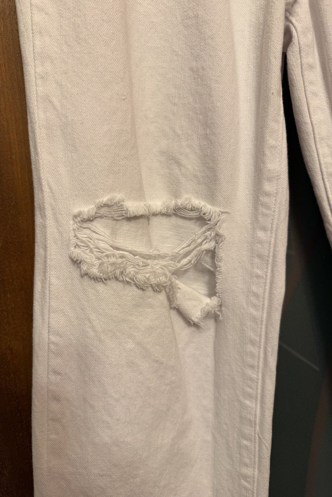 Pistola Pistola Women’s The Cassie White Destroyed High Rise Jeans Size 26" / US 2 / IT 38 - 6 Thumbnail