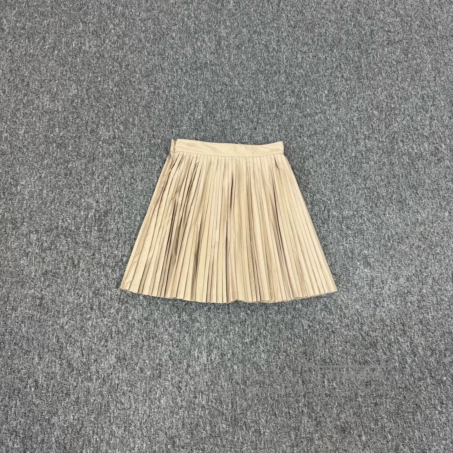 Dior Dior size s Beige pleated short skirt| Size 28" / US 6 / IT 42 - 2 Thumbnail