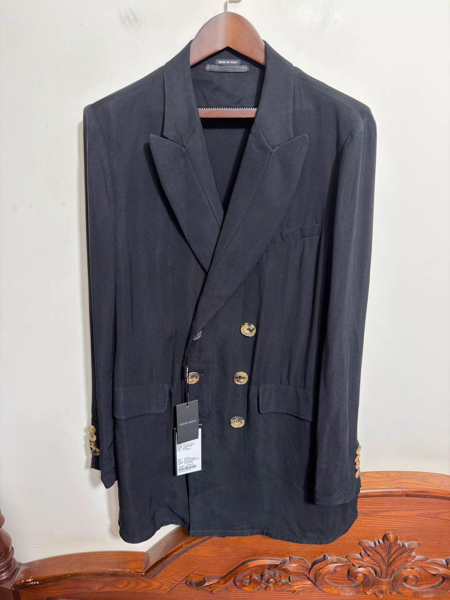 Giorgio Armani Black Double-Breasted Blazer - Size L Size US L / EU 52-54 / 3 - 1 Thumbnail