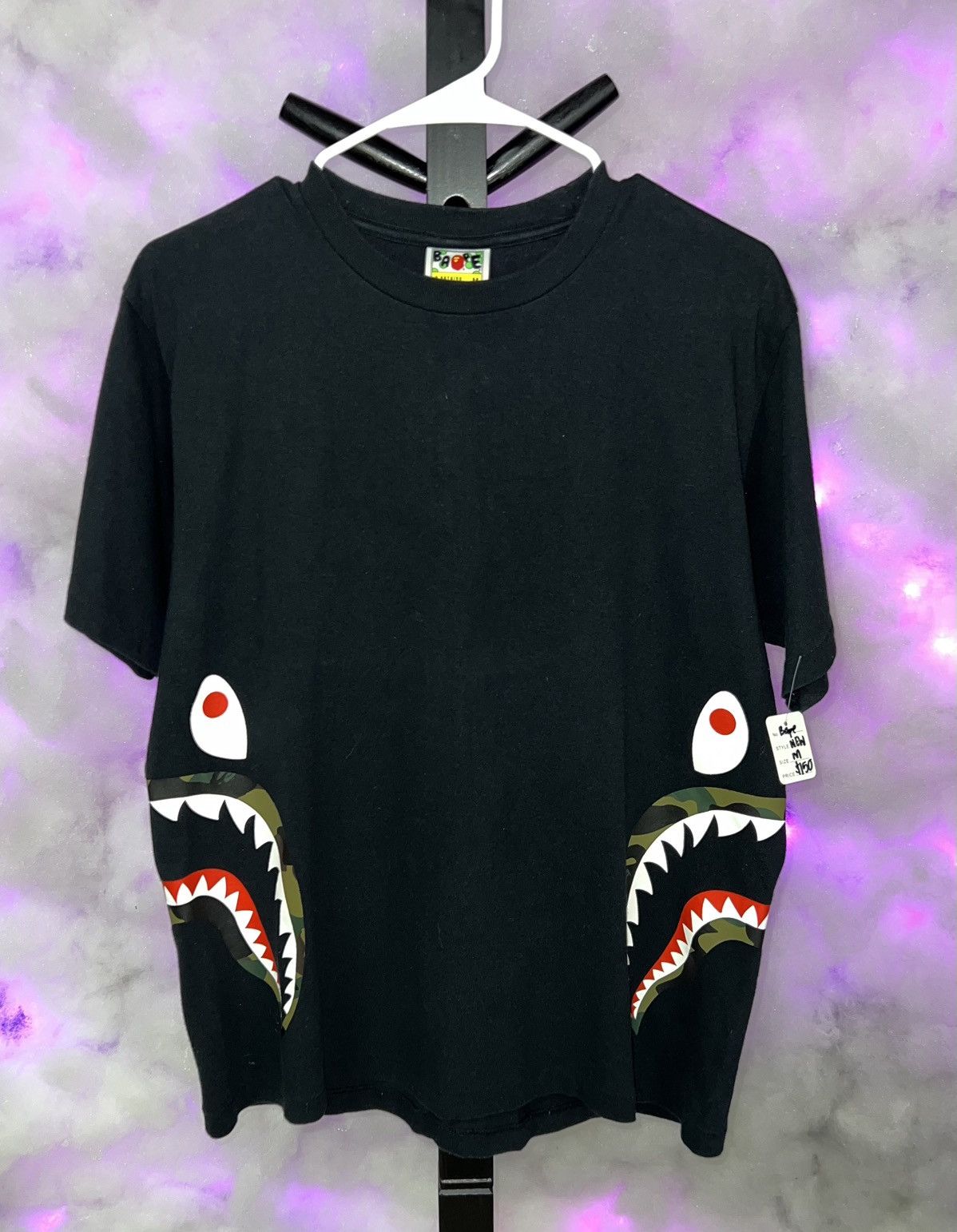 Bape 1st Camo Side Shark Tee Size US M / EU 48-50 / 2 - 1 Thumbnail