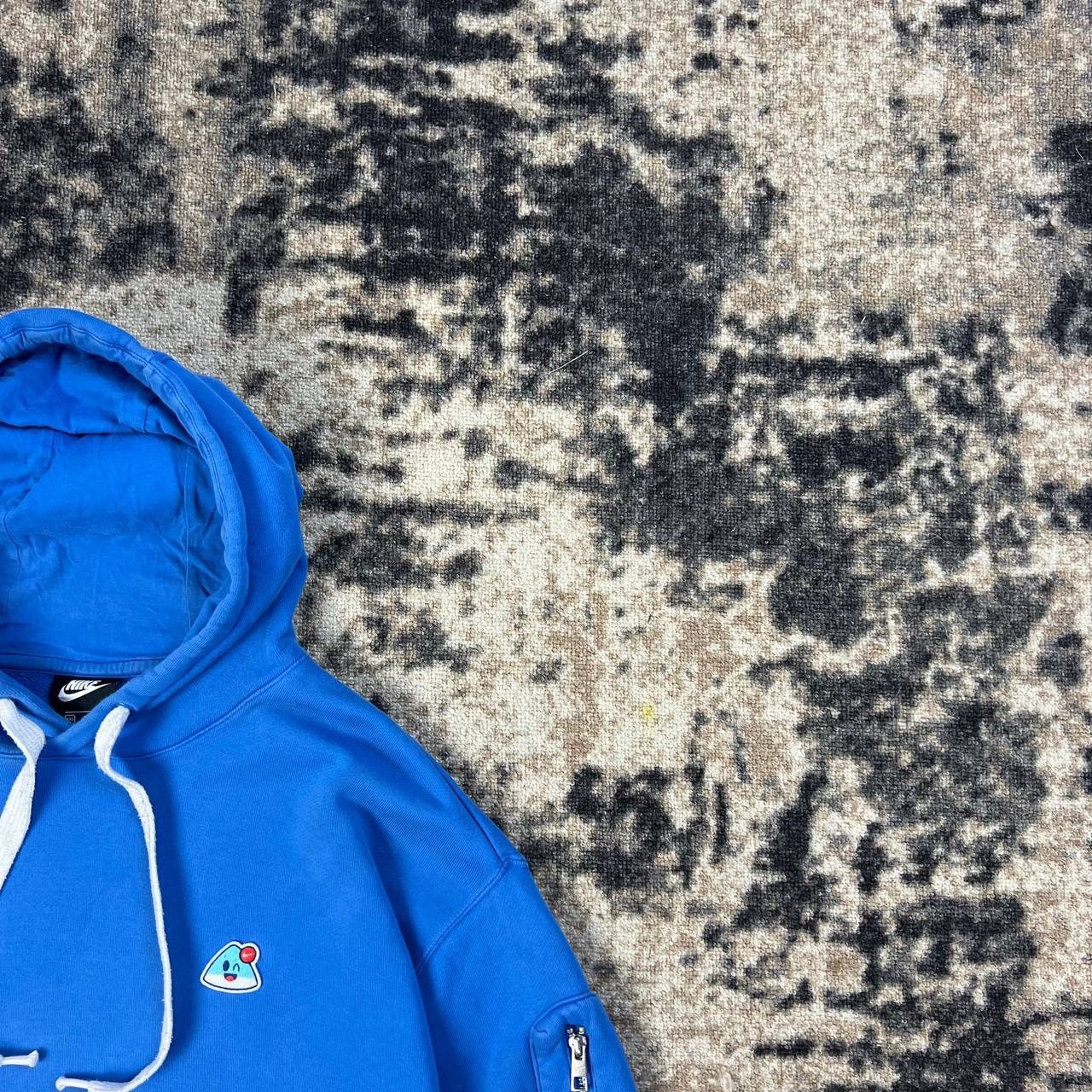 Nike Nike Airmoji Mini Logo Rare Oversized Hoodie Size US XXL / EU 58 / 5 - 2 Thumbnail