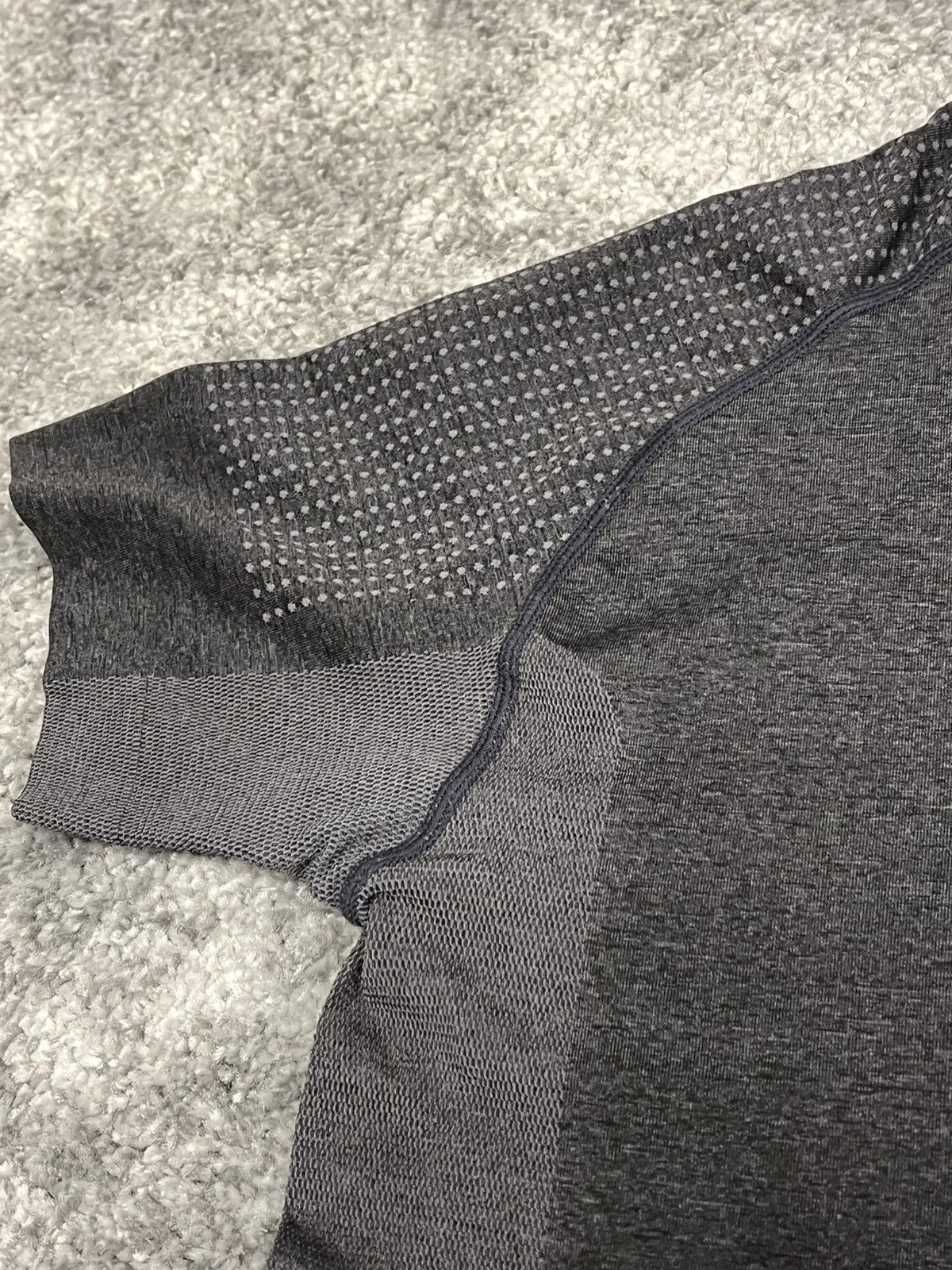 Gymshark T-shirt Gymshark Ghost Seamless David Laid Rare size M Size US M / EU 48-50 / 2 - 6 Thumbnail