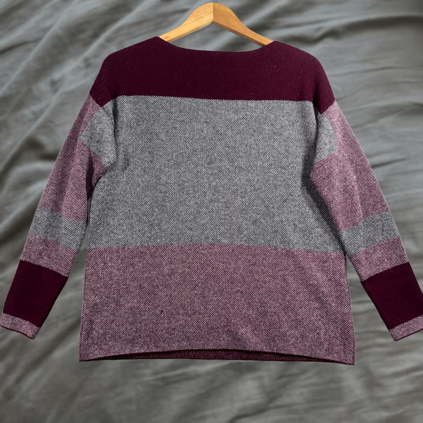 Vince Vince Womens XS Petite Burgundy Gray Wool Cashmere Colorblock Pullover Sweater Pullover Knit Crew Neck Long Sleeve Multicolor Striped Size XS / US 0-2 / IT 36-38 - 1 Thumbnail