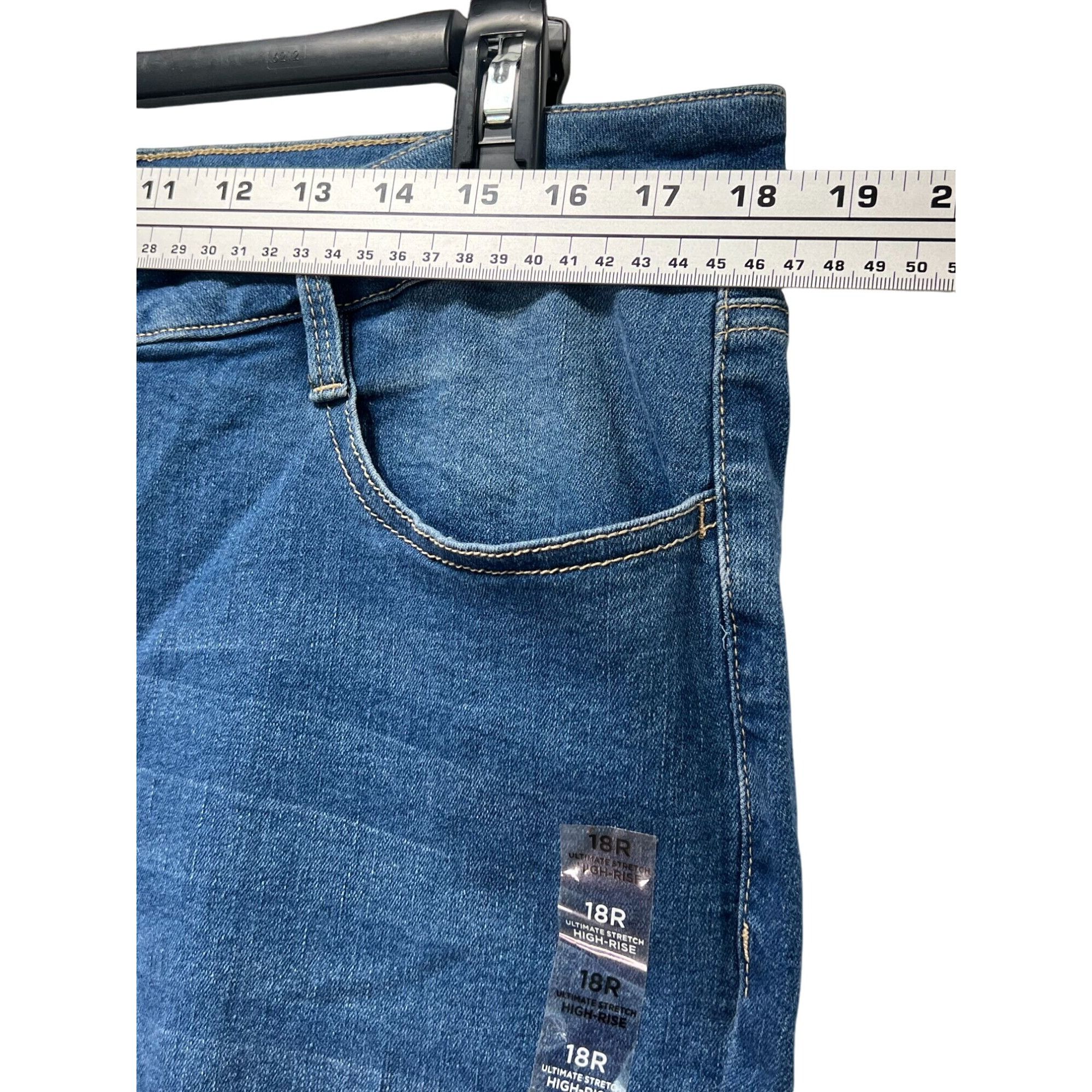 Other Rue + - Women's Ultimate Stretch High-Rise Skinny Jeans Dist Size 40" / US 18 - 3 Thumbnail