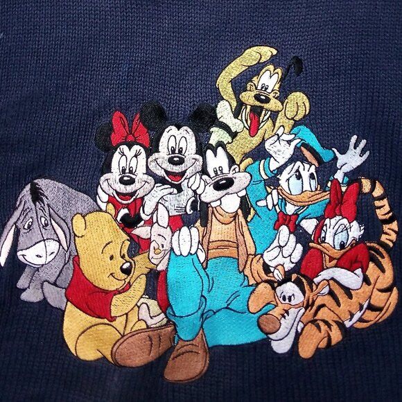 Disney × Vintage Vintage Disney Characters Embroidered Crewneck Sweater Size US L / EU 52-54 / 3 - 1 Thumbnail