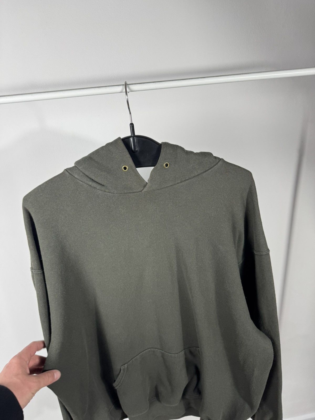 Fruit Of The Loom Vintage Fruit of the Loom Hoodie XL Faded Blank Pullover Size US XL / EU 56 / 4 - 2 Thumbnail