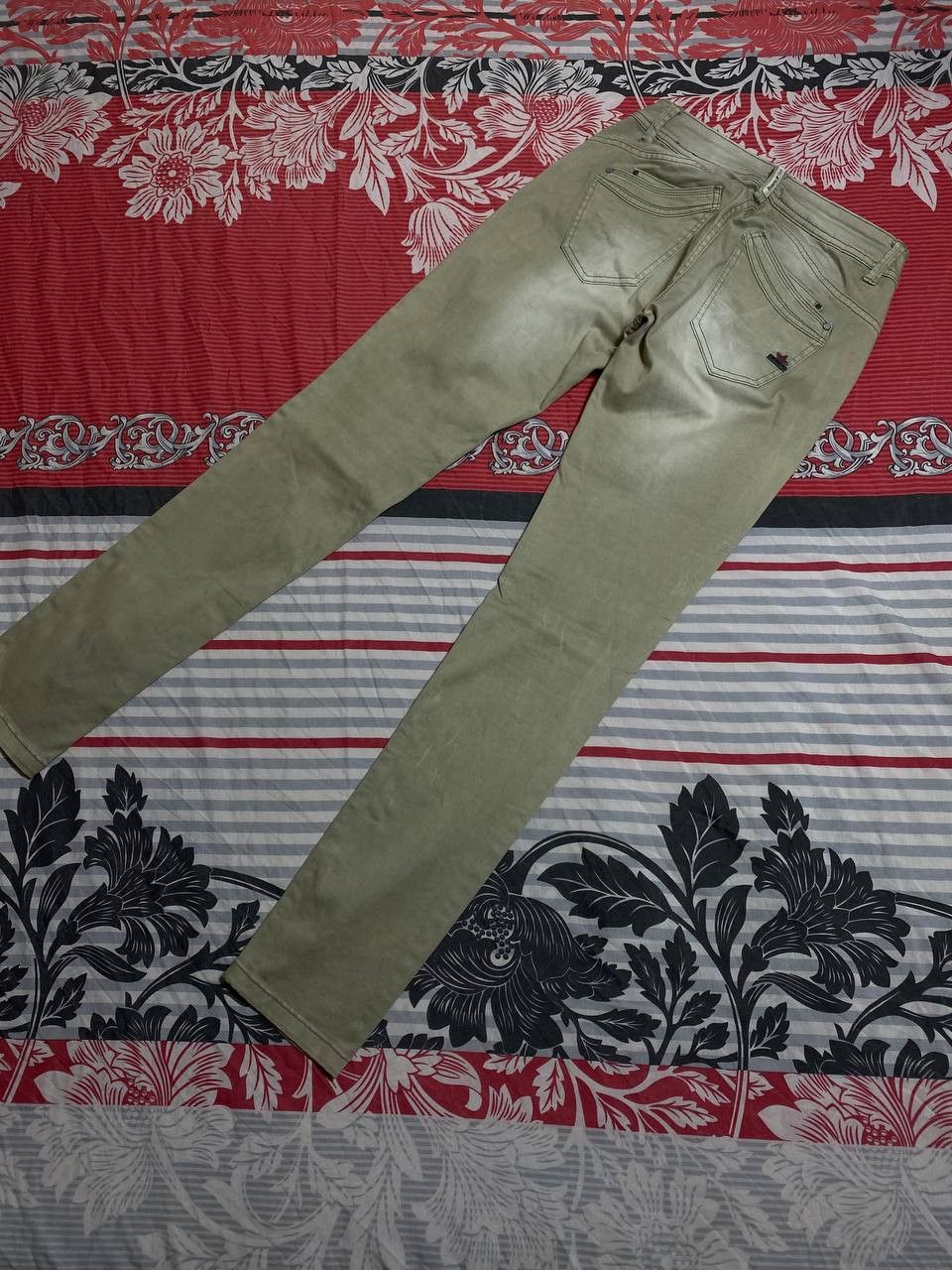 Vintage Distressed Dirty Patchwork Flared Denim Jeans Crush Faded Size US 34 / EU 50 - 12 Thumbnail
