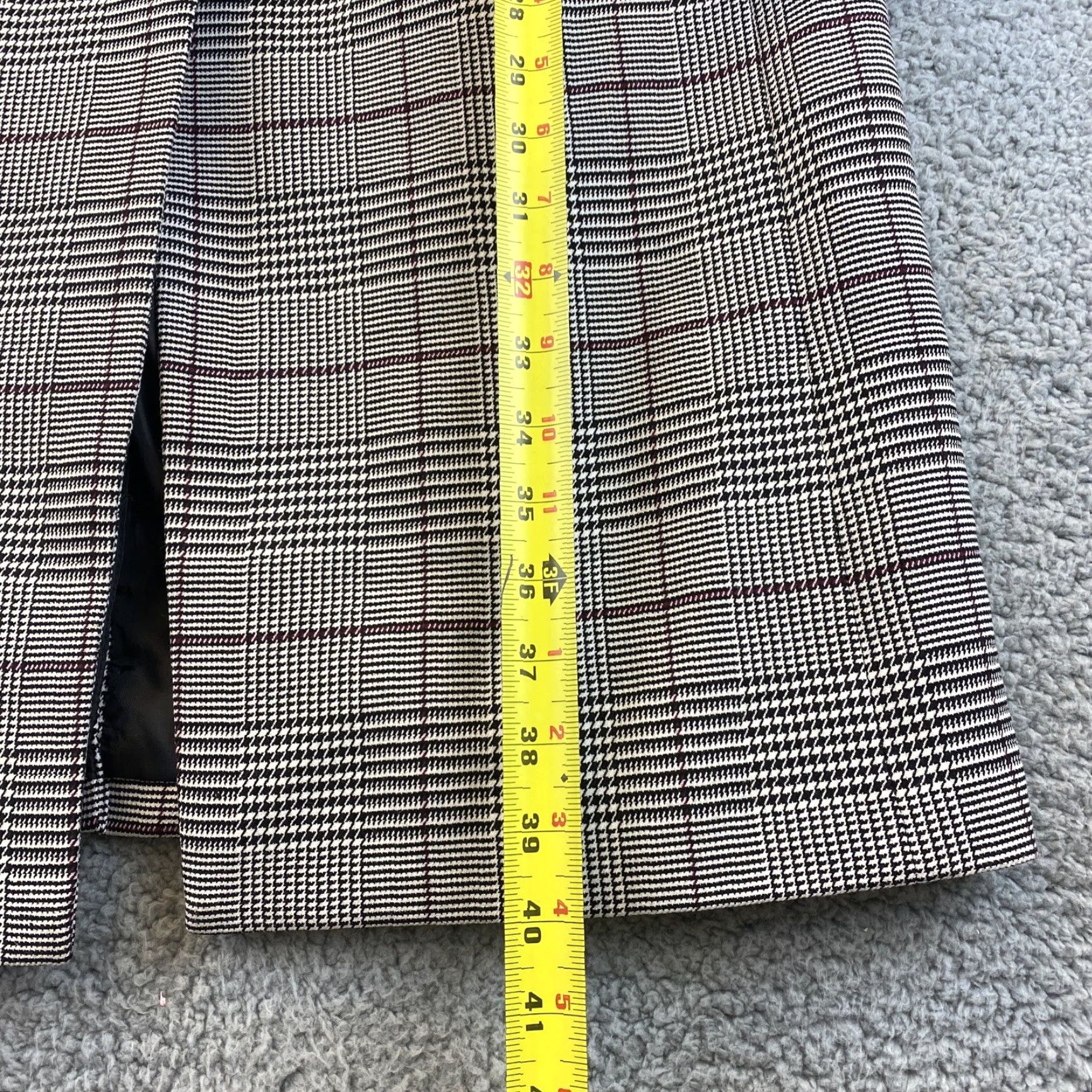 Calvin Klein Calvin Klein Size 12 Plaid Gray Black One Button Women’s Coat Long / 50-5 Overcoat Coat Trench JACKET/COAT? Size XL / US 12-14 / IT 48-50 - 7 Thumbnail